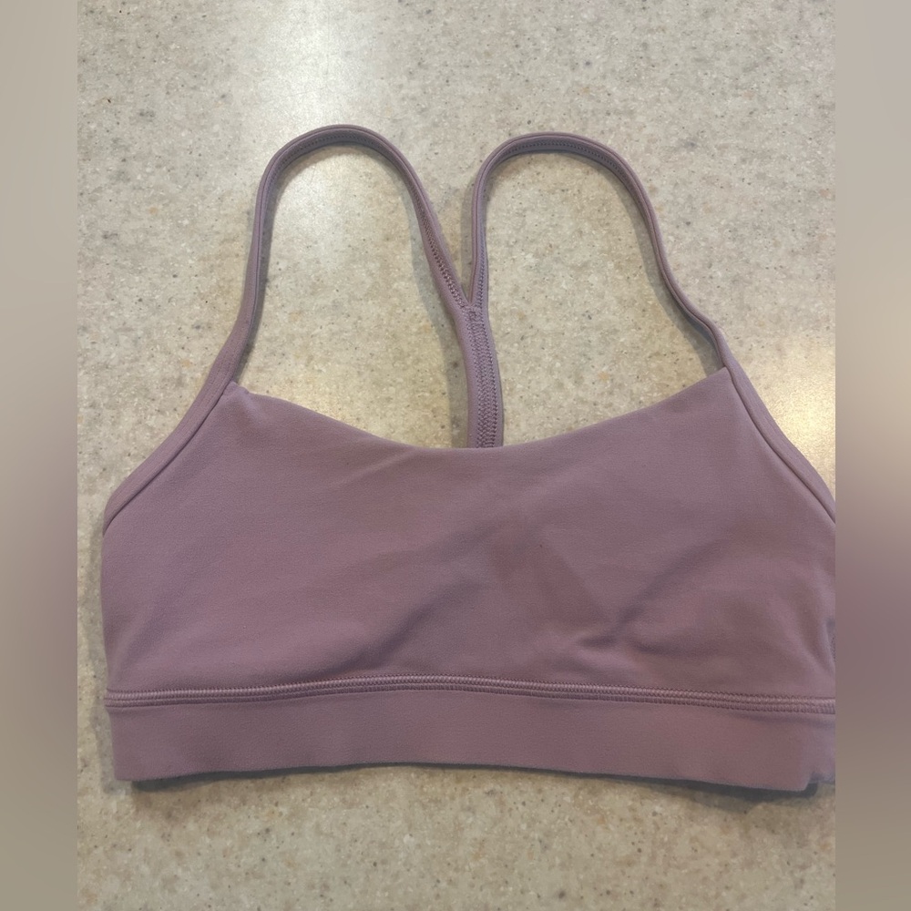 Lululemon light support sports bra